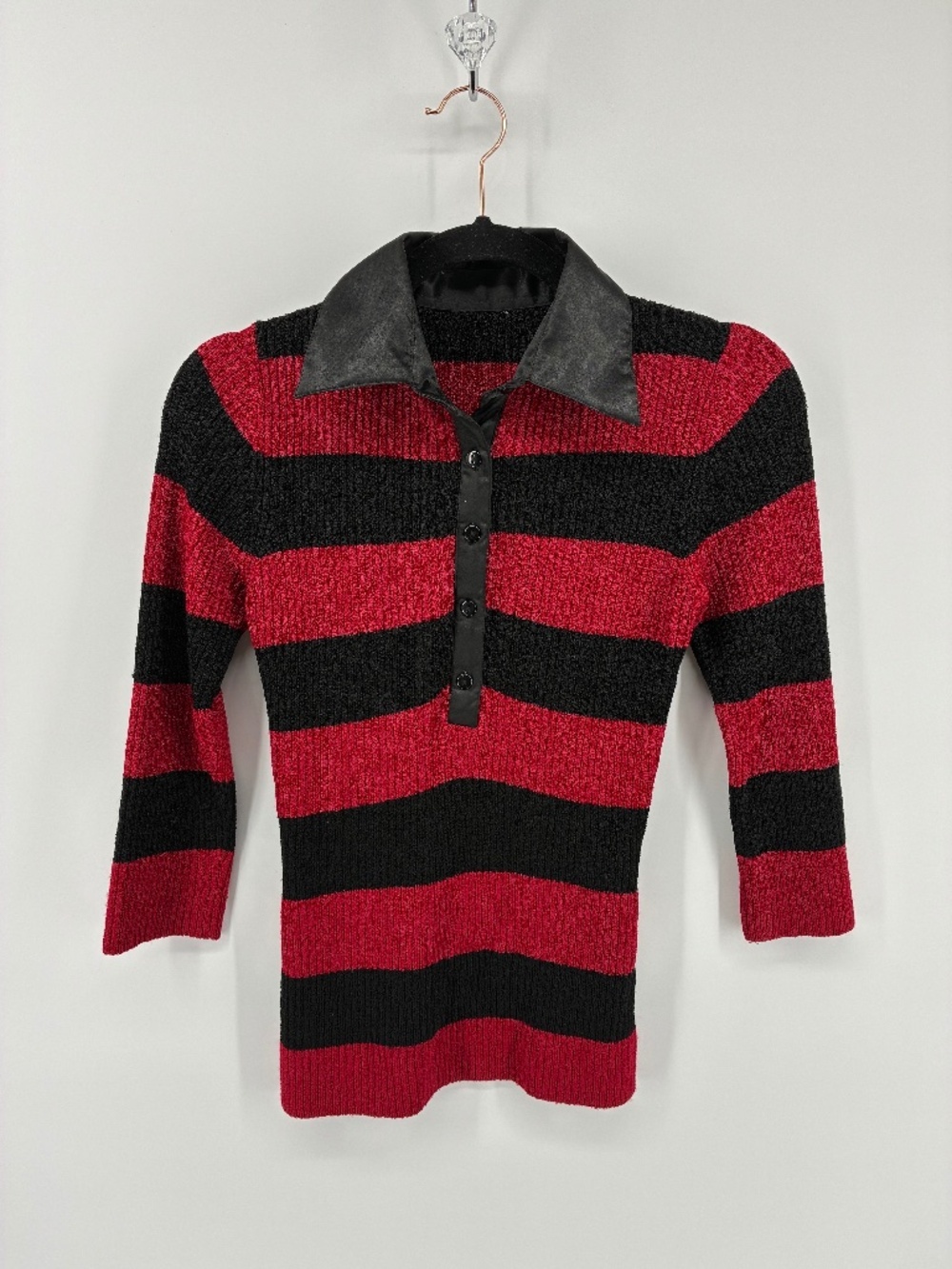 Suzy Shier Black & Red Striped Collared Top Stretchy Quarter Button Down